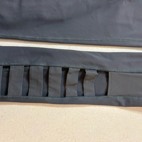 Set of two Victoria Secret leggings excellent - Picture 4 of 12